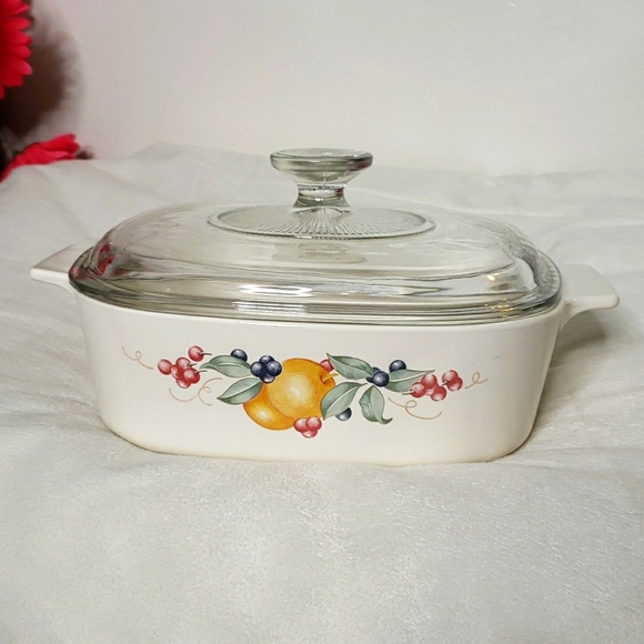 Corningware Other - Vintage RARE Corningware Abundance of Fruit 2 quart